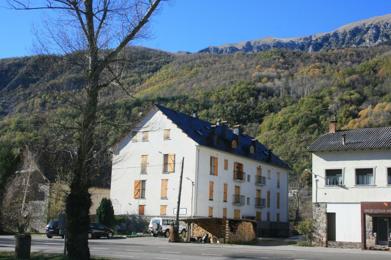 Ferienwohnung Esera Dos Catedrales Villanova Exterior foto